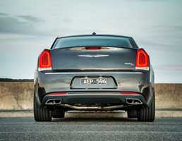 2015 CHRYSLER 300
