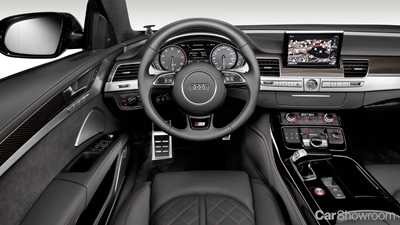 AUDI S8