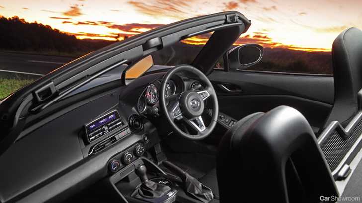 2015 MAZDA MX-5 2D CONVERTIBLE