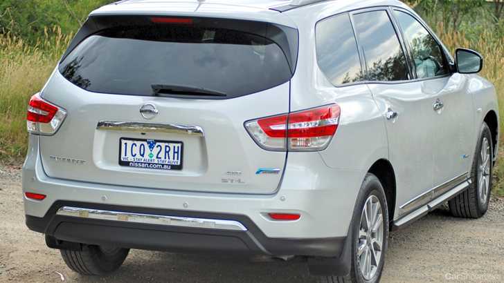 2015 NISSAN PATHFINDER 4D WAGON ST-L HYBRID (4x4)