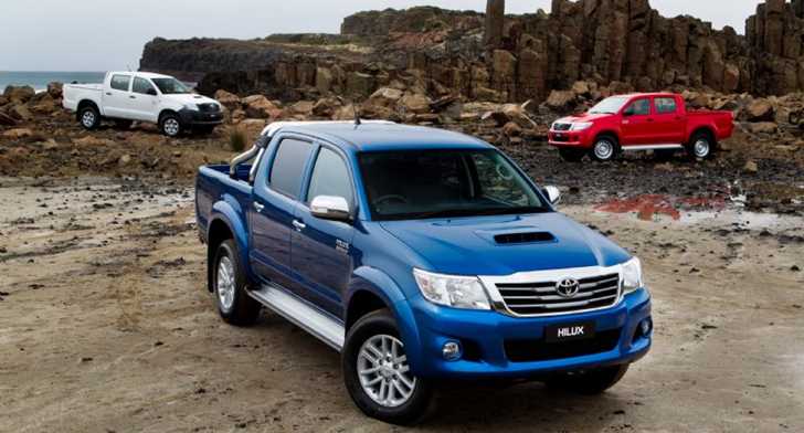 2011 TOYOTA HILUX