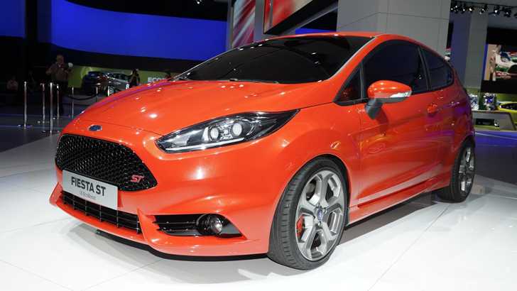 2011 FORD FIESTA