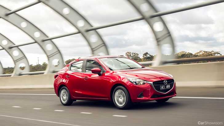 2015 MAZDA MAZDA2