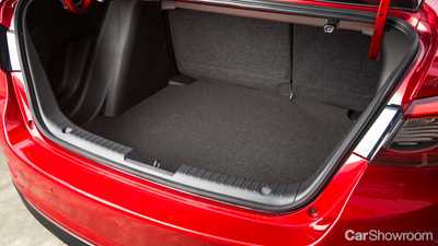 2015 MAZDA MAZDA2