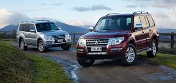 2015 MITSUBISHI PAJERO