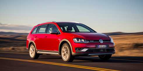 2015 VOLKSWAGEN GOLF 4D WAGON