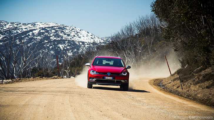 2015 VOLKSWAGEN GOLF 4D WAGON