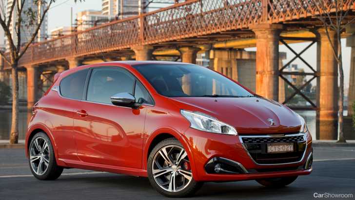 2015 PEUGEOT 208