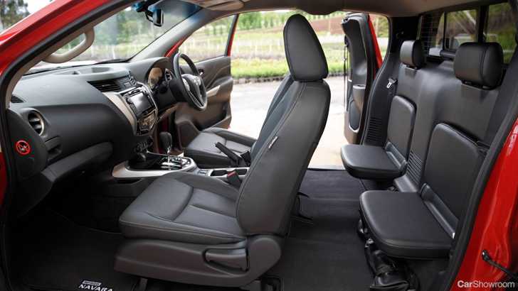 2015 NISSAN NAVARA KING CAB P/UP