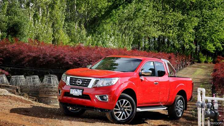 2015 NISSAN NAVARA KING CAB P/UP