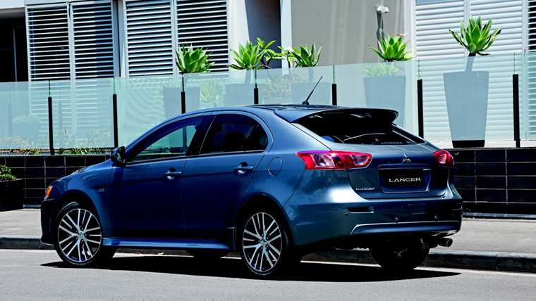 2015 MITSUBISHI LANCER