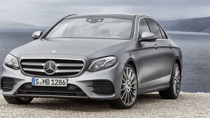 2016 MERCEDES-BENZ E220