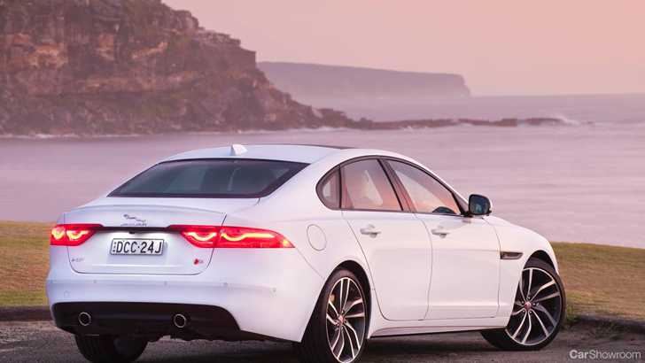 2016 JAGUAR XF