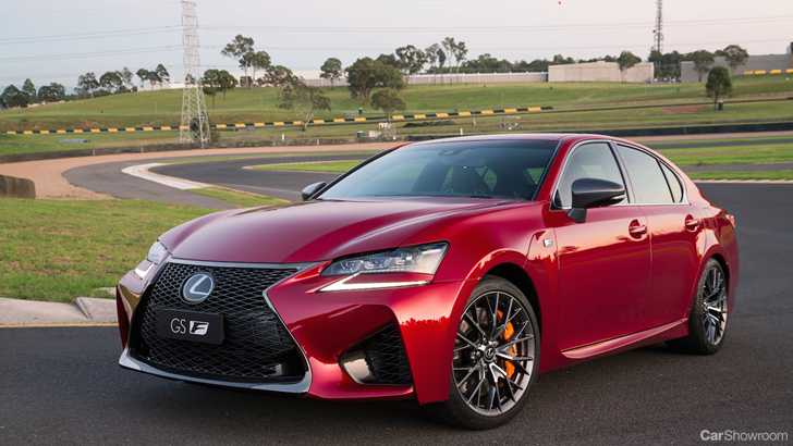 2016 LEXUS GS-F