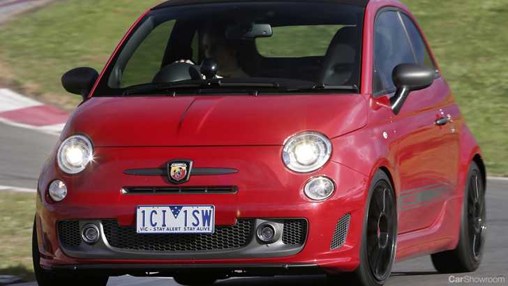 Fiat Australia Reveals More Affordable Entry-Level 104kW Abarth 595