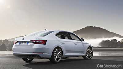 2016 Skoda Superb - Full Review & Road Test