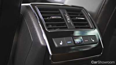 2016 Skoda Superb - Full Review & Road Test