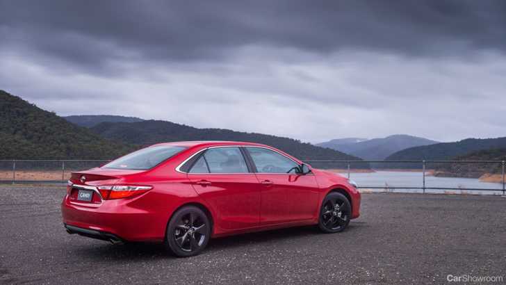 2016 Toyota Camry Atara SX - Full Review & Road Test