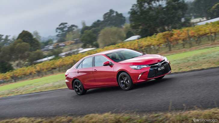 2016 Toyota Camry Atara SX - Full Review & Road Test