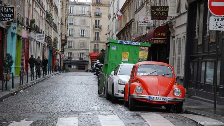 New Paris Law Restricts Older Cars From City Centre
