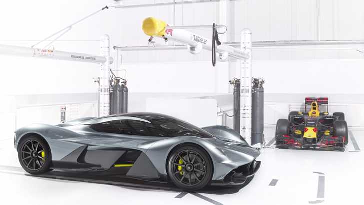 Aston Martin, Red Bull Unveils AM-RB 001 Hypercar