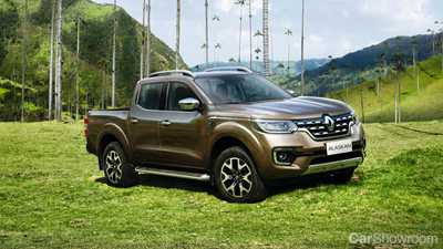 Disguised Mercedes-Benz Pick-Up Spied In The Wild