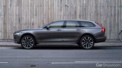 Volvo Reveals V90 Cross Country In Sweden