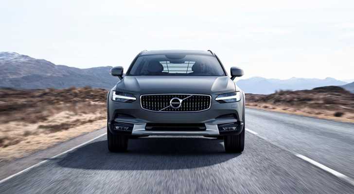 Volvo Reveals V90 Cross Country In Sweden