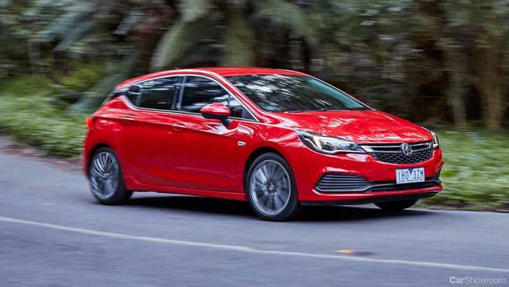 Closer Look At Holden’s Tech-Laden 2017 Astra
