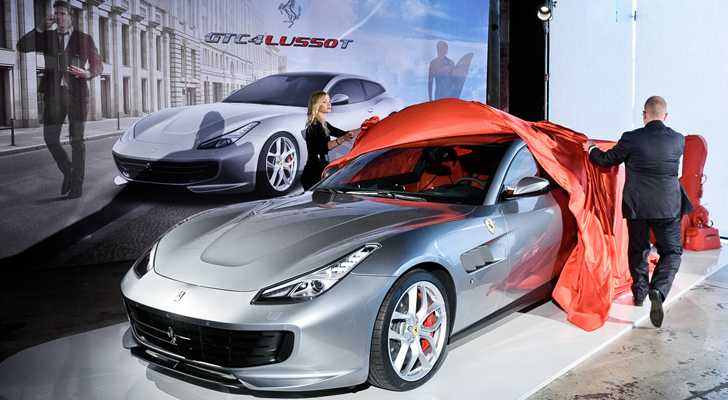 2016 Ferrari GTC4Lusso T