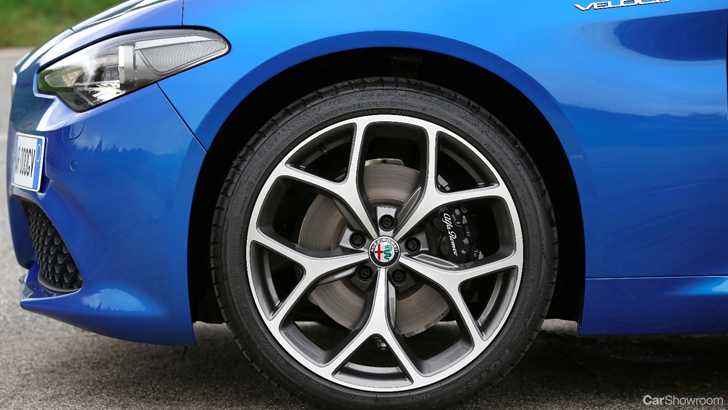 Alfa Romeo Australia Reveals Specs For Giulia Saloon