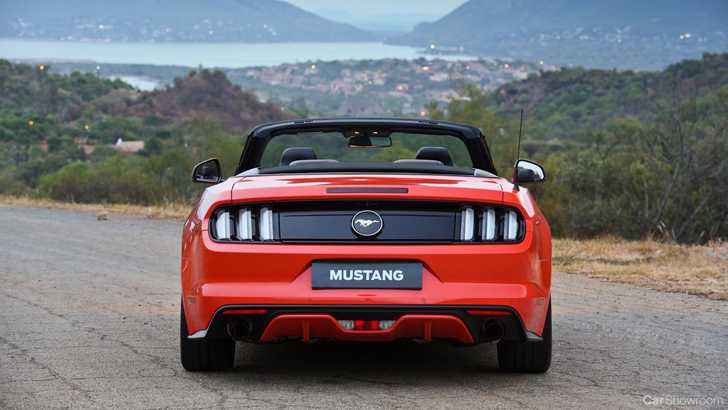 2016 Ford Mustang Convertible