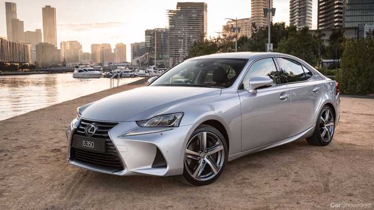 2017 Lexus IS