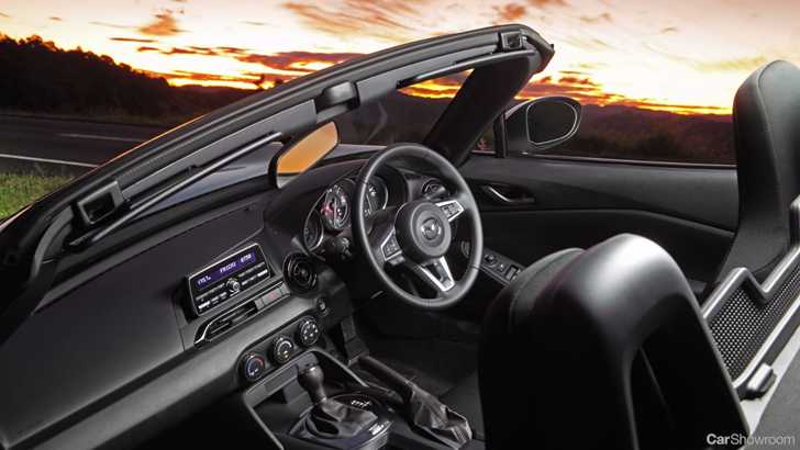 2016 Mazda MX-5 - Review