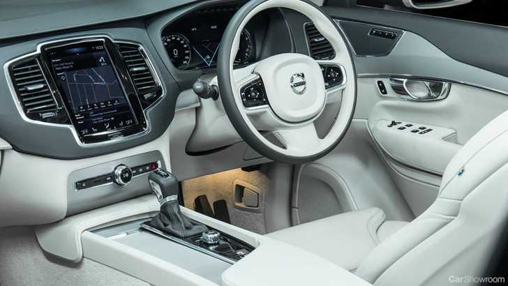 2016 Volvo XC90 - Review
