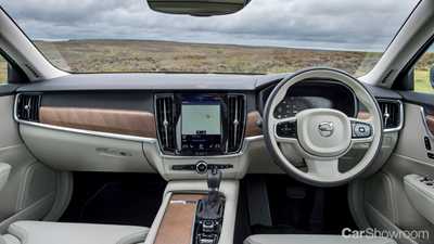2017 Volvo S90 - Review