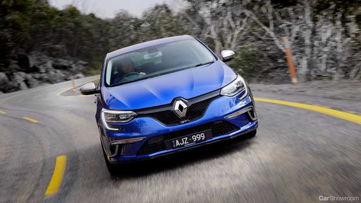 2017 Renault Megane - Review