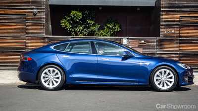 2017 Tesla Model S - Review