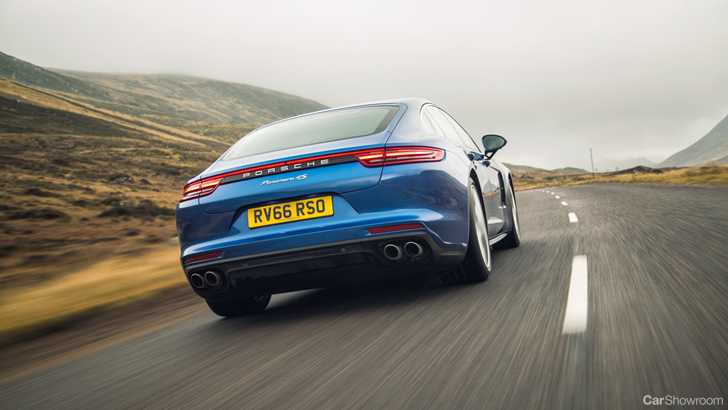 2017 Porsche Panamera