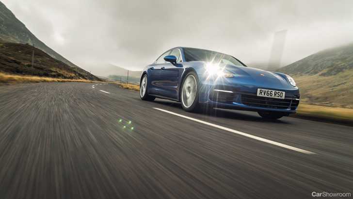 2017 Porsche Panamera