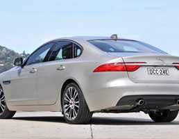 2017 Jaguar XF Portfolio 25t