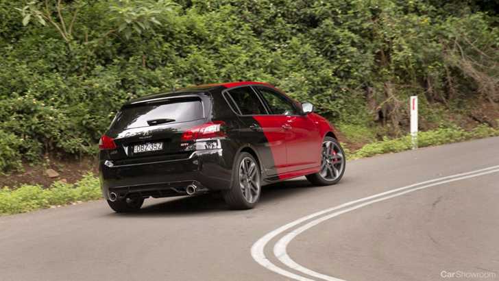 2017 Peugeot 308 GTi 270