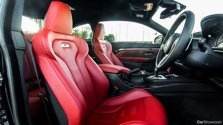 2017 BMW M4 - Review