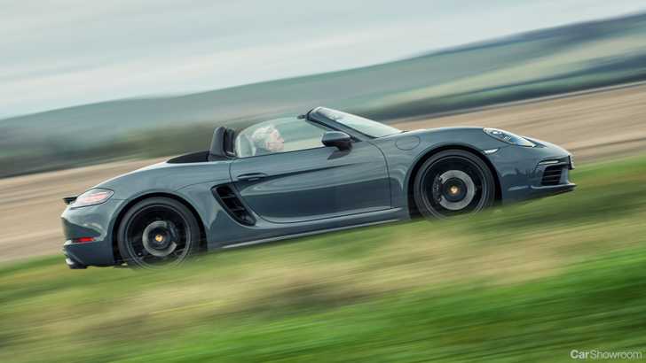 2017 Porsche 718 Boxster - Review