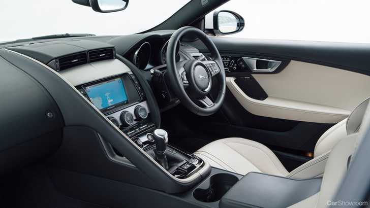2017 Jaguar F-Type - Review
