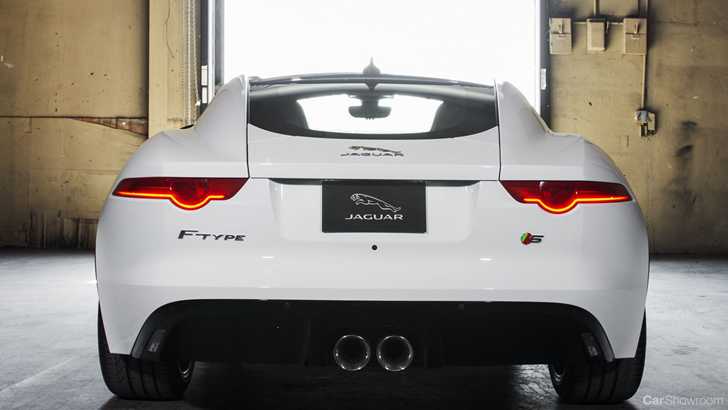 2017 Jaguar F-Type - Review