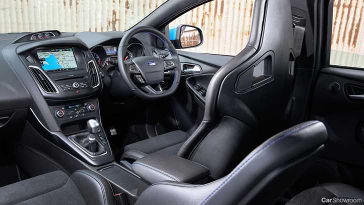 2017 Ford Focus RS - Review