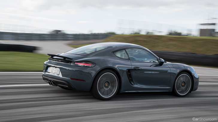 2017 Porsche 718 Cayman - Review