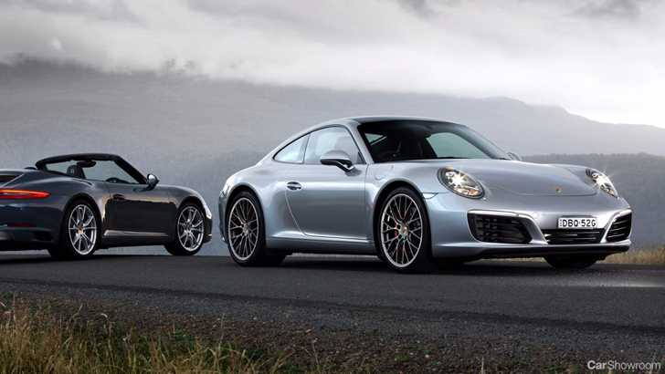 2017 Porsche 911 - Review