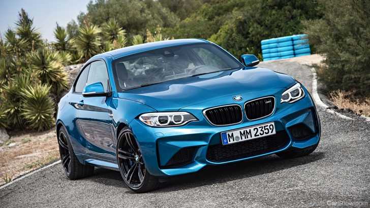 2017 BMW M2 - Review